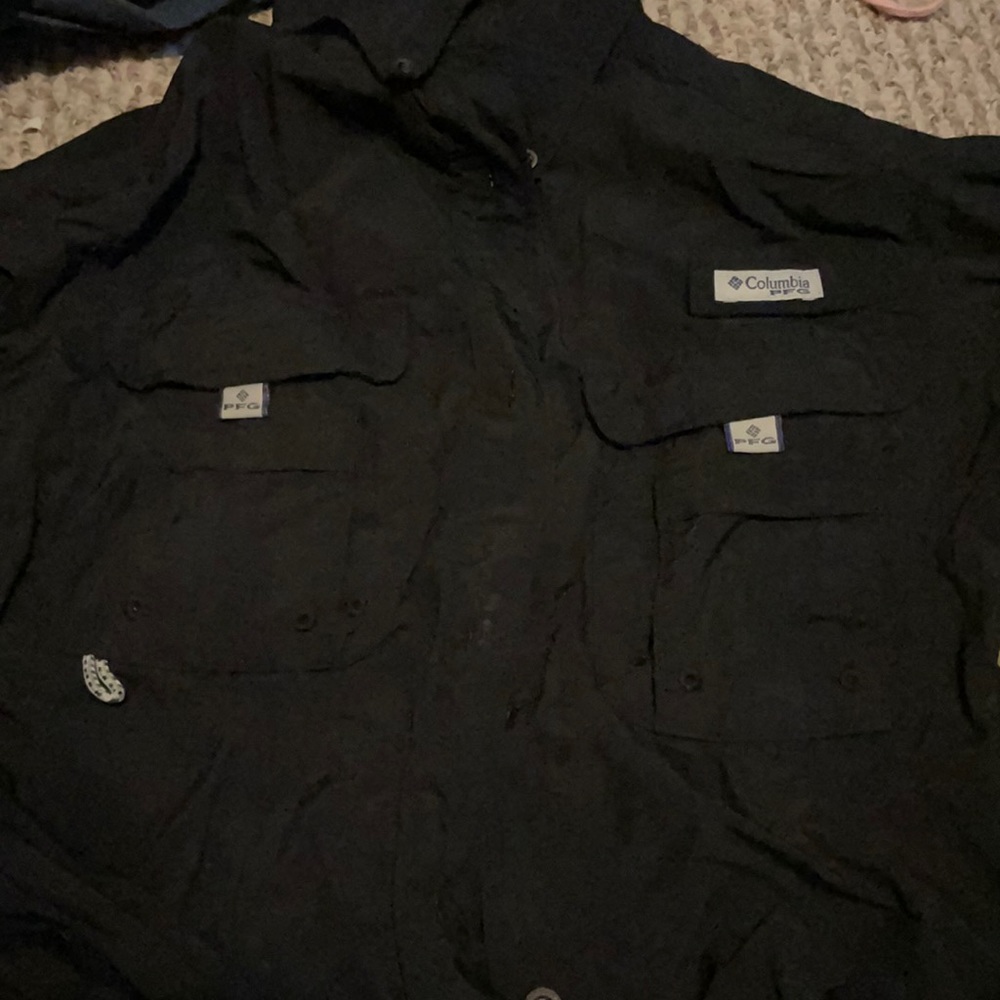 Short sleeve button up Columbia shirt